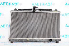 Радиатор охлаждения вода Lexus ES350 13-18 погнут