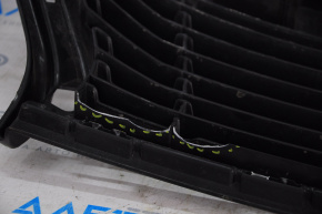 Решетка радиатора grill Lexus ES300h ES350 13-15 дорест обломы креплений, трещины