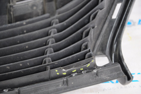 Решетка радиатора grill Lexus ES300h ES350 13-15 дорест обломы креплений, трещины