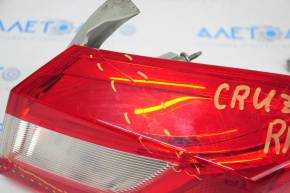 Фонарь внешний крыло правый Chevrolet Cruze 16- трещина