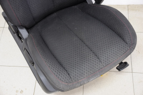 Пассажирское сидение GMC Terrain 14-17 без airbag, мех, тряпка черн, красн строчка