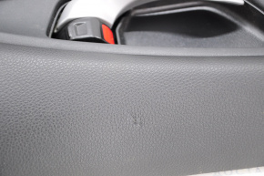 Обшивка двери карточка передняя правая Honda Civic X FC 16-21 4d тряпка черная с черной вставкой, надрыв, царап