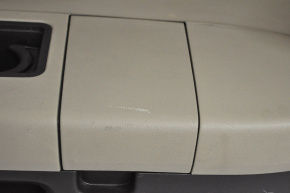 Обшивка арки правая Toyota Sequoia 08-16 беж, царапины