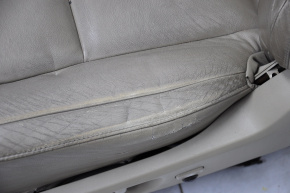 Водительское сидение Toyota Sequoia 08-16 без airbag, электро, кожа беж, потерта, порвана