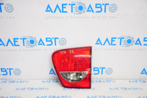 Ліхтар внутрішній кришка багажника правий Toyota Sequoia 08-16