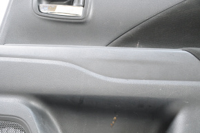 Обшивка двери карточка задняя правая Mitsubishi Outlander 14-21 черн тряпка, царапины