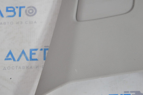 Накладка центральної стійки верхня ремінь права VW Jetta 19- сіра, побілів пластик