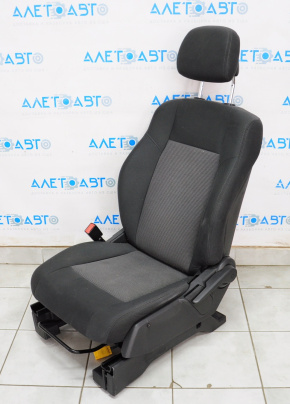 Сидіння водія Jeep Patriot 11-17 без airbag, механіч, ганчірка чорне