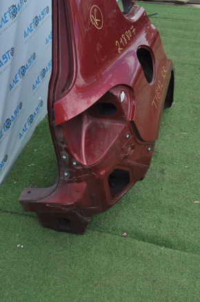 Чверть крило задні праві VW Tiguan 09-17 червона