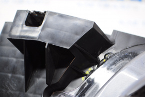Фара передня права гола Chevrolet Cruze 16- галоген, без лінзи, зламаний корпус і креп, подряпини на скло