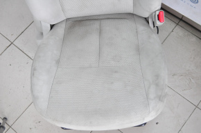 Пасажирське сидіння Nissan Versa 12-19 usa без airbag, механічні, ганчірка сірий, під чистку