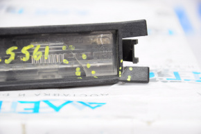 Подсветка номера заднего бампера правая Chevrolet Malibu 13-15 трещины