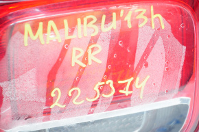 Фонарь внешний крыло правый Chevrolet Malibu 13-15 галоген, топляк, сколы на стекле