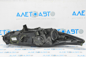 Фара передня ліва Ford Fiesta 14-19 рест темна, пробитий корпус, зламано кріплення