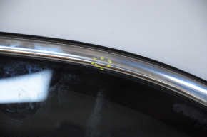 Форточка глухое стекло задняя левая Toyota Highlander 14-19 дефект молдинга, обломана фишка