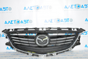 Решетка радиатора grill Mazda 6 13-17 в сборе со значком, царапины, тычки на хроме, слом креп