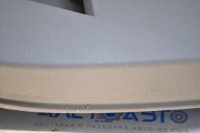 Обшивка двери карточка задняя правая VW Passat b7 12-15 USA серая, слом креп, царапина