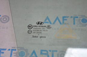 Скло двері перед прав Hyundai Elantra UD 11-16