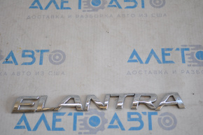 Эмблема ELANTRA крышки багажника Hyundai Elantra UD 11-16