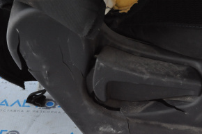 Пассажирское сидение Nissan Leaf 13-17 без airbag, механич, подогрев, тряпка черн, стрельнув