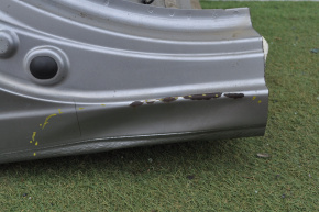 Четверть крыло задняя правая Dodge Dart 13-16 серебро, тычки, примят порог