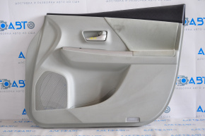 Обшивка двери карточка передняя правая Toyota Prius V 12-17 сер с серой вставкой тряпка, надрыв, царапины, под химчистку