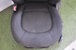 Сидіння водія Mini Cooper Countryman R60 10-16 без airbag, механічні, ганчірка черн