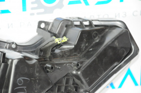 Фара передня ліва гола Nissan Leaf 11-17 LED без кріплення, злам креп