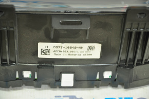 Щиток приборов Ford Fusion mk5 13-16 1 дисплей, малый, 103k, царапины