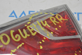 Ліхтар внутрішній кришка багажника правий Nissan Rogue 14-16, дрібні відколи