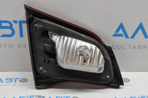 Ліхтар внутрішній кришка багажника правий Subaru Legacy 15-19 мікротріщини
