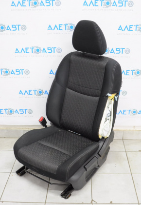 Сидіння водія Nissan Rogue 14-20 без airbag, механічні, ганчірка черн, стрельнувшій