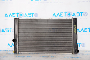 Радиатор охлаждения вода Lexus CT200h 11-17