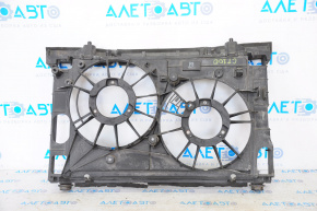Диффузор кожух радиатора голый Lexus CT200h 11-17 с верхней планкой