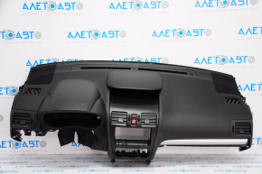 Торпедо передняя панель без AIRBAG Subaru XV Crosstrek 13-17 черная
