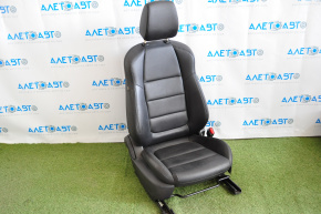 Пасажирське сидіння Mazda 6 13-15 з airbag, шкіра чорна, механічне, подряпина на пластиці