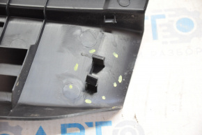 Накладка отвору багажника Subaru Forester 19- SK чорна, тріщина в креп