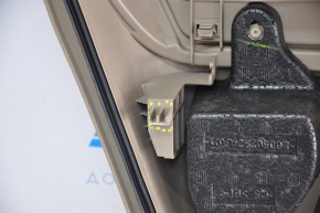 Обшивка дверей картка зад прав Jeep Compass 11-16 беж з беж вставкою пластик, підлокітник пластик, злам кріп