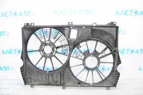 Диффузор кожух радиатора голый Lexus RX350 16-21 с бачком