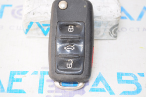 Ключ VW Passat b8 16-19 USA 4 кнопки, раскладной, потёртости