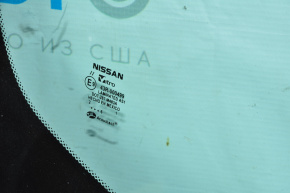 Лобове скло Nissan Maxima A36 16- повітря по кромці, пісок