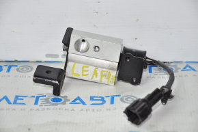 Тристоронній клапан кондиціонера Nissan Leaf 13-17