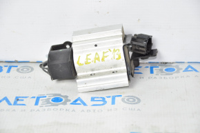 Трехсторонний клапан кондиционера Nissan Leaf 13-17