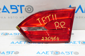 Ліхтар внутрішній кришка багажника правий VW Jetta 11-14 USA, тріщина