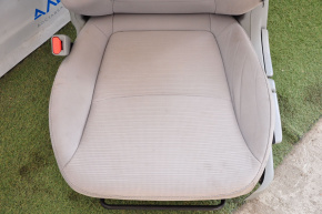 Водительское сидение Kia Sorento 10-15 без airbag, механич, тряпка, серый, под чистку