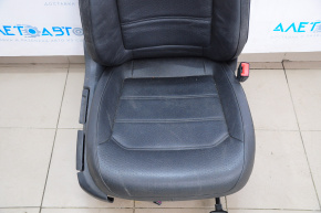 Пасажирське сидіння VW Passat b8 16-19 USA без airbag, механічні, шкіра черн