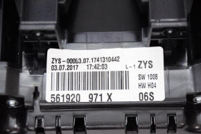 Щиток приборов VW Passat b8 16-19 USA 101К царапины