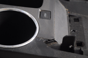 Консоль центральна підлокітник та підсклянники Chevrolet Equinox 10-17 подряпини, здутий хром