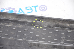 Решетка переднего бампера центр Ford Escape MK3 13-16 дорест мат, слом креп