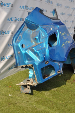 Чверть крило задні праві Ford Focus mk3 11-18 5d синій, зам'ятий